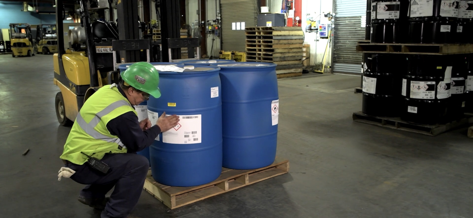 UPM碳中和浅薄不干胶蓝泰VOC标签日化曲面优异黏附力标签