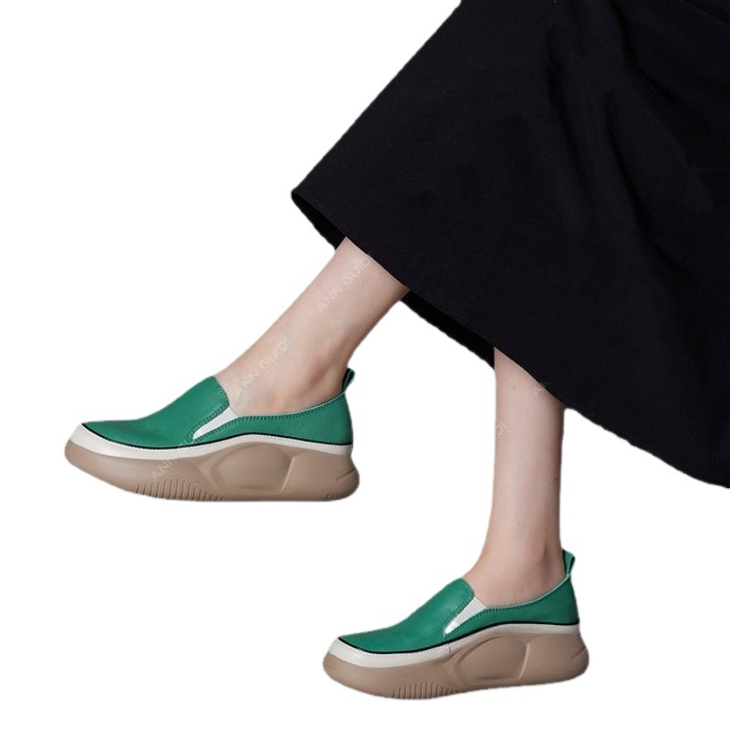 Mocasines de las mujeres 2022 otoño nuevo estilo coreano slip-on zapatos de pan de fondo grueso zapatos casuales perezosos solos zapatos mujeres 43