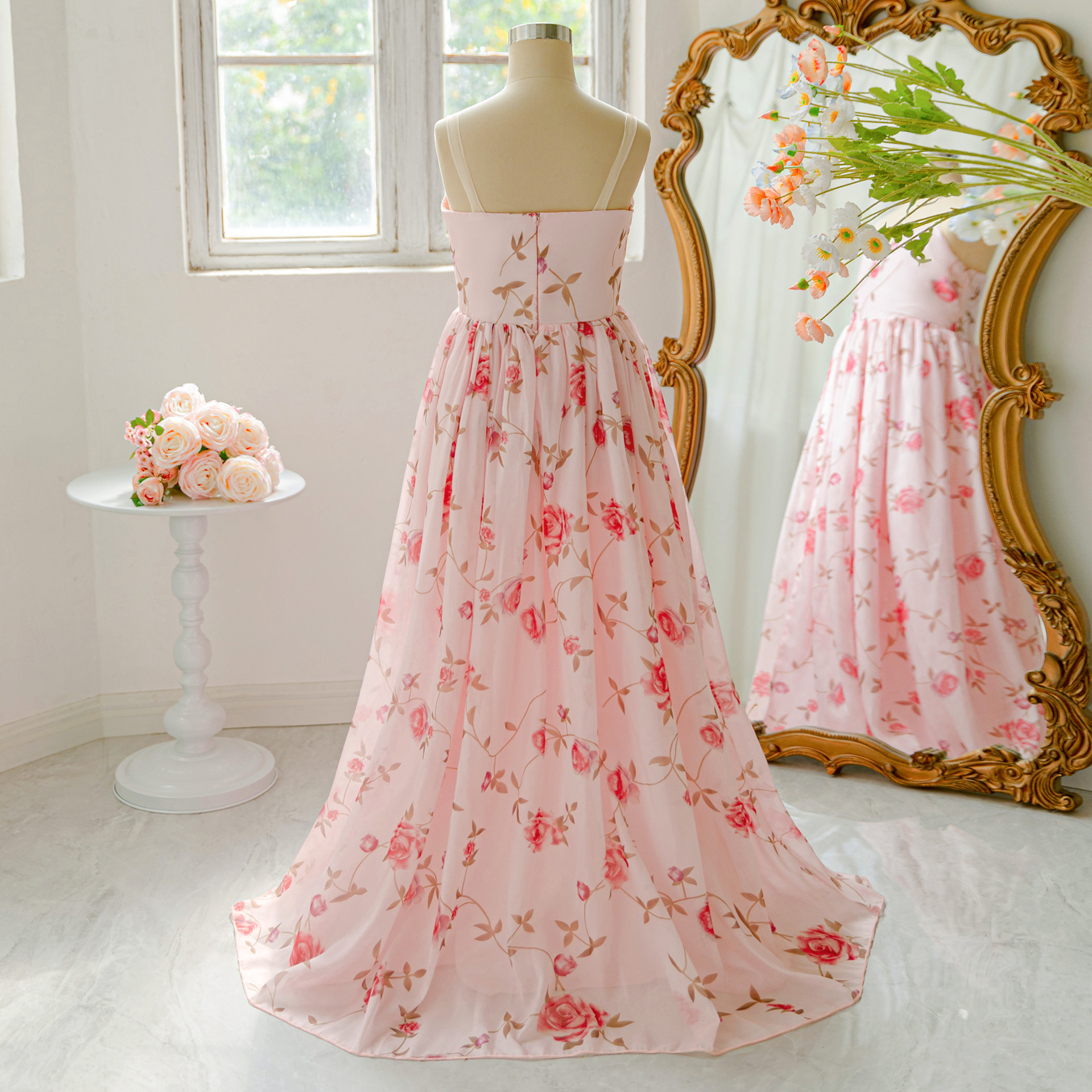 Vestido estampado de tirantes para niños de Amazon europeo y americano, vestido floral de longitud media, vestido de fiesta, vestido de princesa de fiesta dividido