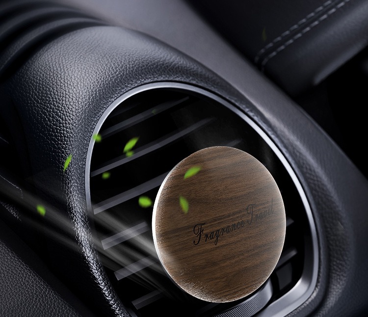 Solid Wood Car-Mounted Solid Aromatherapy Creative Mushroom-Shaped New Air Vent Perfume with a High-End Feel Car Interior Decoration