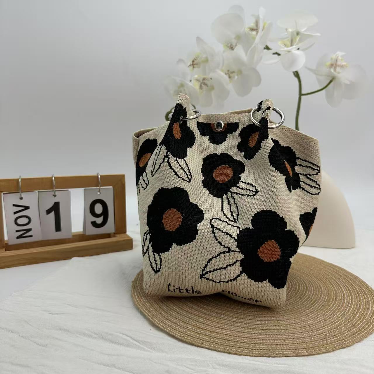 Floral Knit Ring Handle Bucket Style Wallet 20
