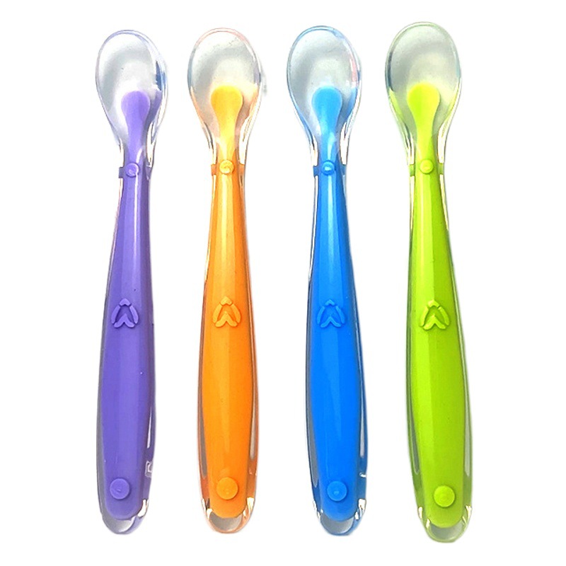 Baby silicone spoon children's feeding heart-shaped soft spoon baby silicone food supplement soft spoon manufacturers spot wholesale