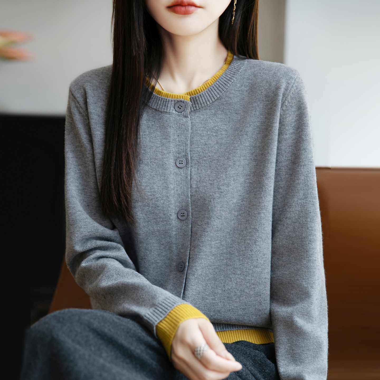 时尚撞色假两件针织开衫女小个子短外套长袖百搭宽松显瘦外搭上衣