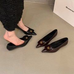 太いヒールとポインテッドトゥのフレンチスタイルの女性用シングルシューズ2025春新作気質浅い口黒通勤シューズ