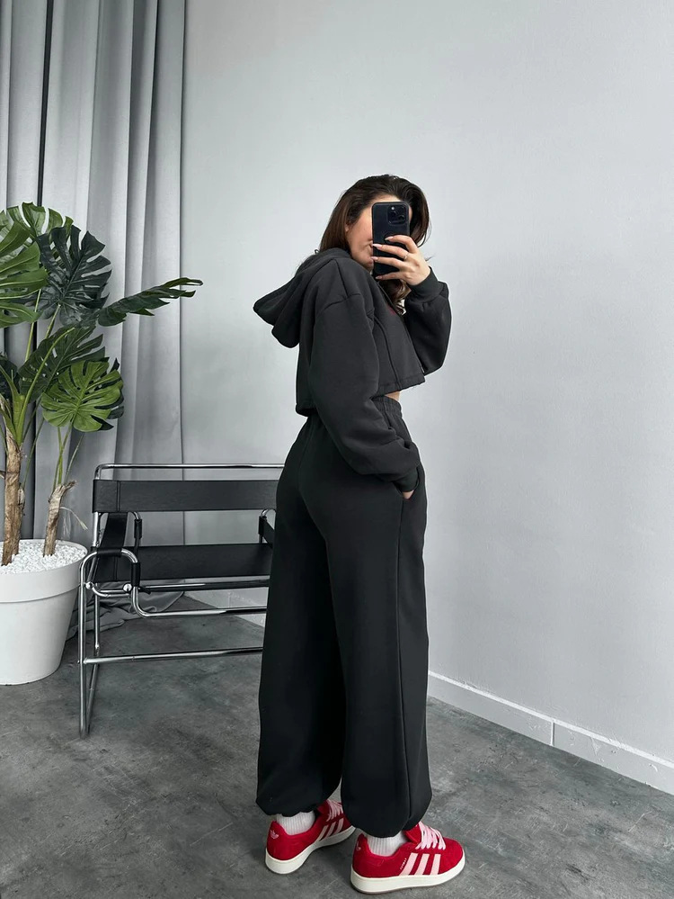 New Cross-Border European American Style Casual For Women With Heart Print Hoodie, Drawstring Shorts, Sweatshirt, And_ecoleips.com
