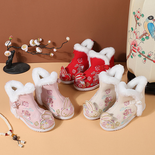 Children girls embroidered hanfu shoes Chinese wind and velvet autumn winter fairy boots princess costume antiskid child boots hanfu shoes of the girls