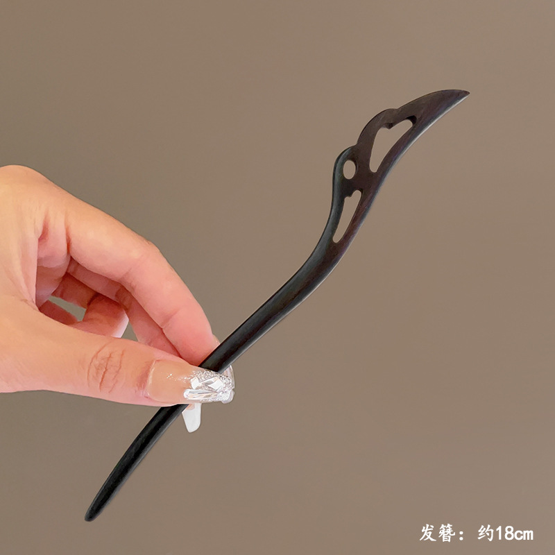 Fairy Feather (vegetarian hairpin)