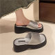 Fashionable Lazy Slip-on Thick Bottom Slip-on Women's Outfit 2024 Summer New Non-slip All-match Beach Sandals
