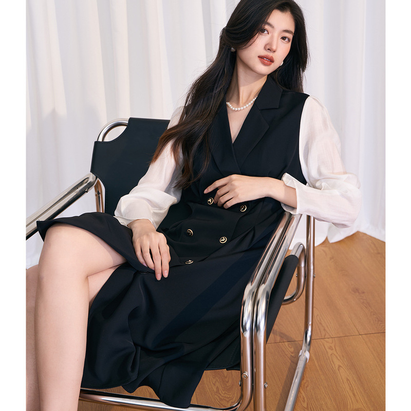 【Shengdu】26 Spring New French Retro Hepburn Style Black Patchwork Fake Two-Piece Suit Collar Mid-Length Dress