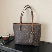 通勤包外出大容量单肩包女式2025新款老花轻奢高级感托特包腋下包