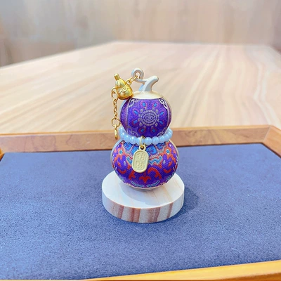 【Finished Product】Intangible Cultural Heritage Silk Car ornaments - purple-baida-three-dimensional-gourd