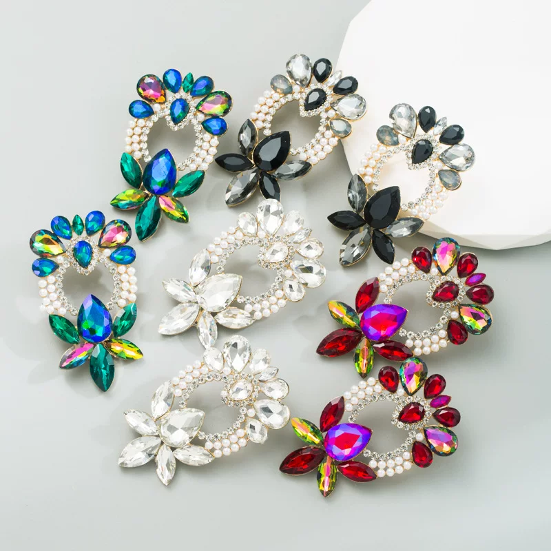 Fashionable metal earrings, light luxury style, high-quality style, wholesale