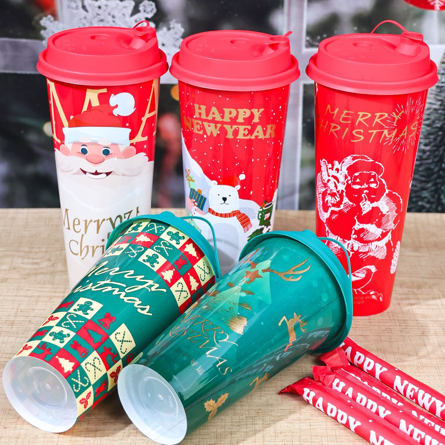 Nuevas tazas de té con leche de Navidad desechables con tazas moldeadas por inyección PP tazas de café rojo de Año Nuevo espesadas comerciales personalizadas