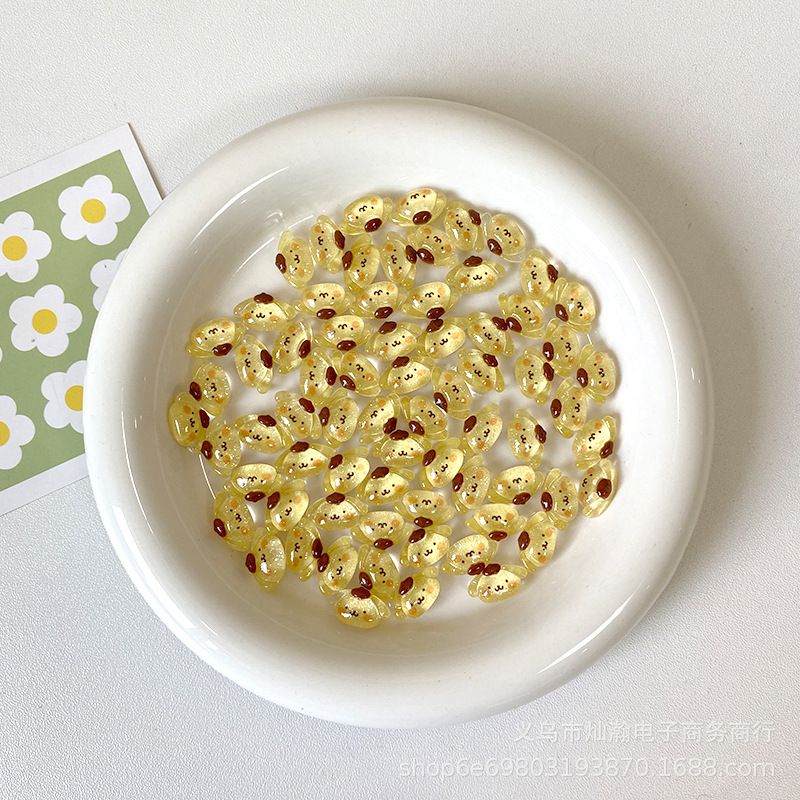 Tamaño pequeño hielo transparente flash fino Sanrio accesorios de resina DIY teléfono móvil Shell agua taza crema pegamento horquilla decoración uñas