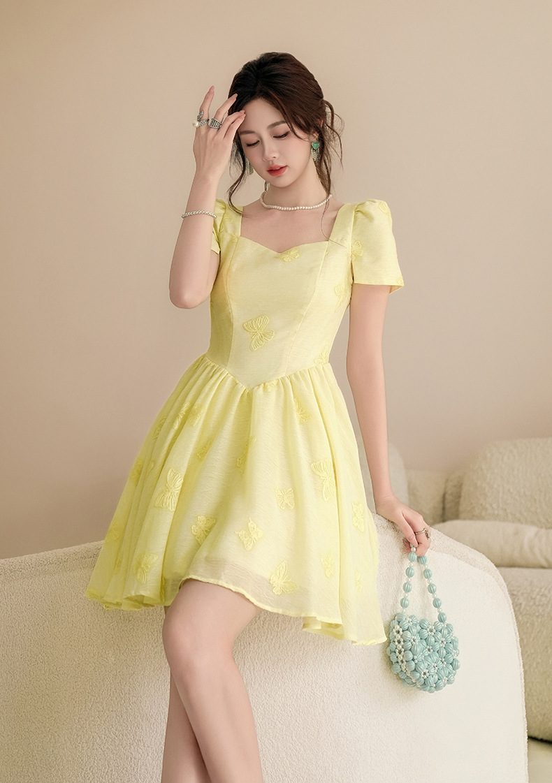 Váy nữ cổ vuông thêu bướm tay ngắn eo thắt mùa hè phong cách Pháp — màu vàng chi tiết 4