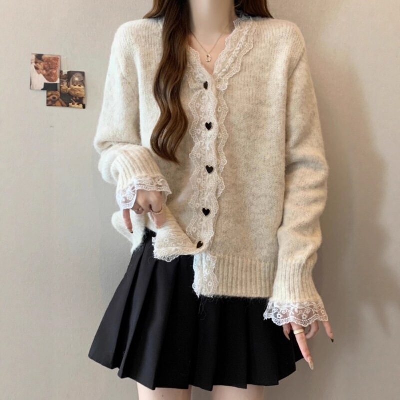 2026 new stylish and elegant women's plus-size V-neck lace-trimmed single-breasted knitted cardigan