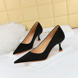 1961-6 Korean Spring and Autumn Fashion Simple Versatile High Heel Shoes Wine Cup Heel High Heel Shallow Mouth Pointed S