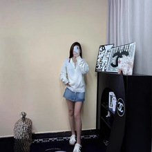 ���͸߶�MM��2025�ﶬ�¿�miuᘿ������I��ɫ�r�аٴ���������Ů
