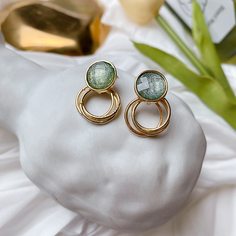 Retro green matte earrings