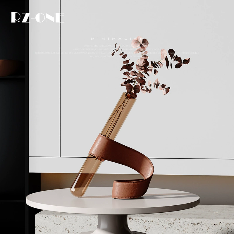 Craftsman Thirteen Современный свет Роскошная кожаная наклонная цветочная композиция Стеклянная ваза Гостиная Спальня Модель комнаты Высококачественное украшение