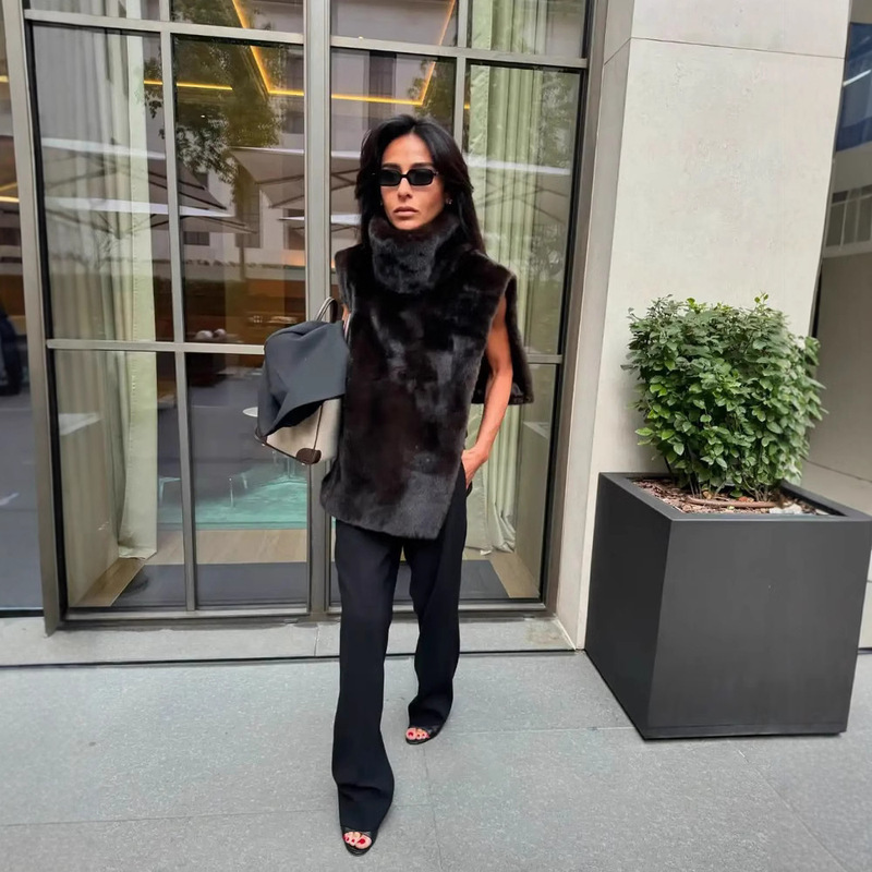 European and American Cross-Border 2025 Spring Women's Vest Comfortable Casual High-Neck Fur Sleeveless Waist-Cinching Warm Vest