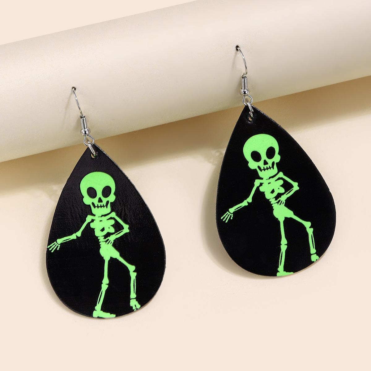Halloween Skull Pumpkin Witch Funny Leather Luminous Earrings Wholesale Nihaojewelry display picture 18