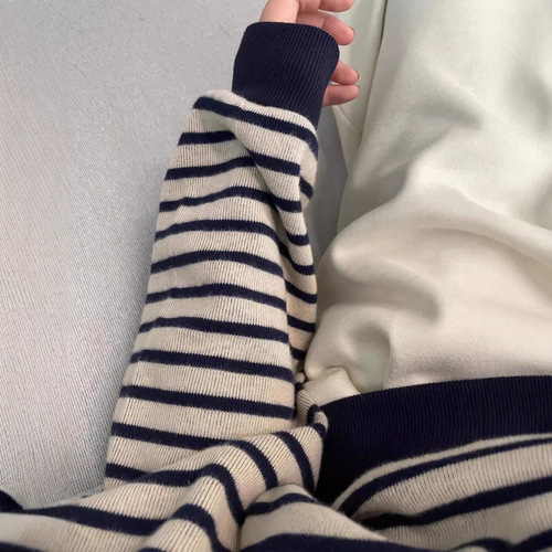 American oversize striped round neck sweatshirt for women spring and autumn 2025 new hot style loose unique super good-looking top