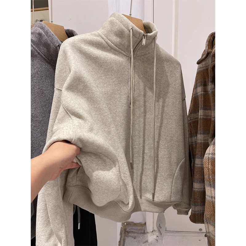 Retro autumn sweatshirt with zipper