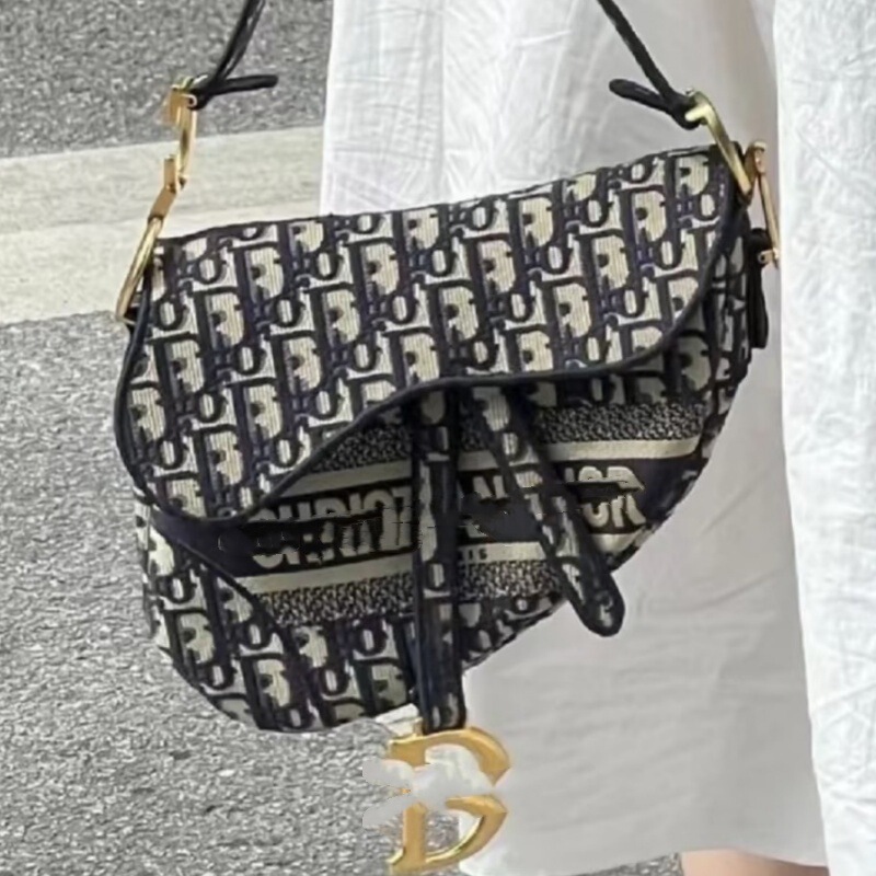 Popular Embroidered Chest Bag, Casual Fashion Versatile Stylish Canvas Couple's Bag, Saddle Bag, Crossbody Bag Trendy Popular Embroidered Chest Bag, Casual Fashion Versatile Stylish Canvas Couple's Bag, Saddle Bag, Crossbody Bag Trendy