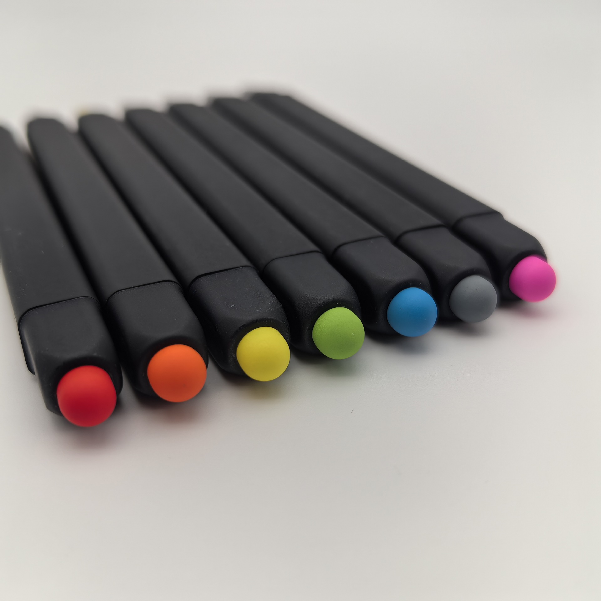 Comercio sin bolígrafo bolígrafo de plástico publicitario cuadrado lápiz táctil se puede personalizar color pulverización bolígrafo cuadrado al por mayor