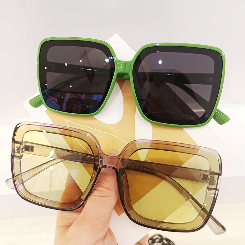 Fashion Big Frame Sunglasses Wholesale display picture 3