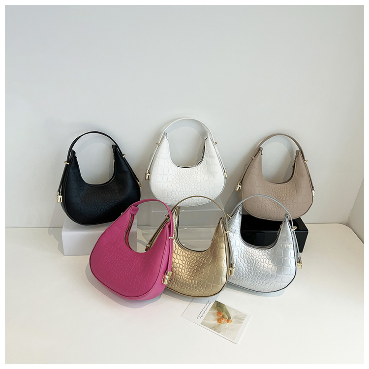 Niche Crocodile Pattern Bag Women's 2025 New Style Distinctive Underarm Crescent Bag Internet Popular All-match Handbag Croissant Bag