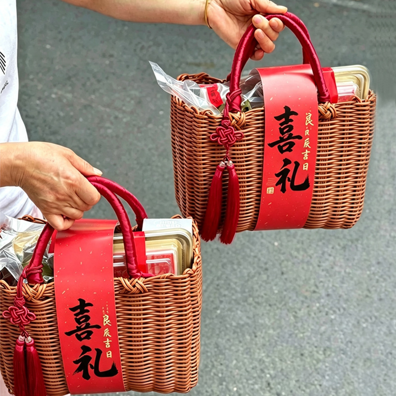 Handmade woven basket for full moon ceremony, birthday party gift, housewarming gift box, picnic photo shoot beach basket, rattan weaving Handmade woven basket for full moon ceremony, birthday party gift, housewarming gift box, picnic photo shoot beach basket, rattan weaving