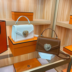 bags new fashion women's bags women's high-end chain crossbody bag love European and American retro style small square bag