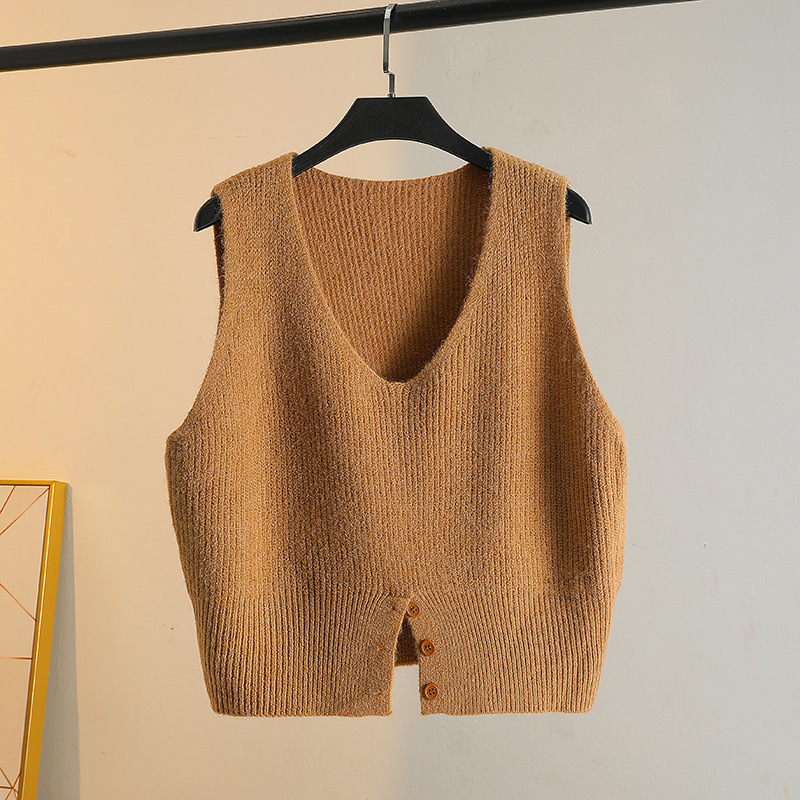Spring and Autumn V-Neck Three-Button Vest Layered with Knitwear for Women 2026 New Style Fashionable Short Knit Vest Spring and Autumn V-Neck Three-Button Vest Layered with Knitwear for Women 2026 New Style Fashionable Short Knit Vest