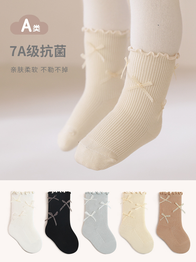 Children's socks with bow