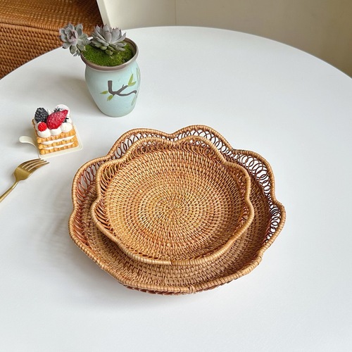 Vietnamese rattan fruit basket, creative retro living room home bread basket candy pastry basket storage box