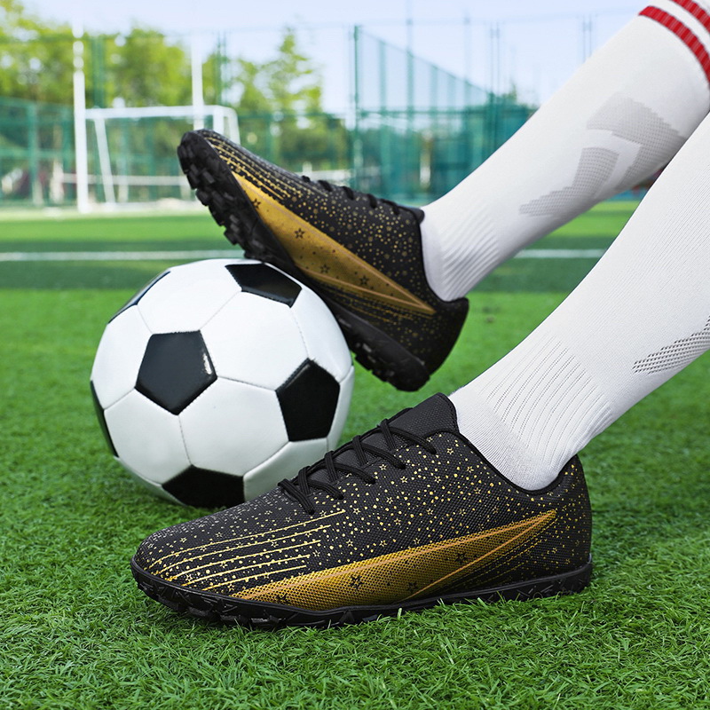 Nuevos zapatos de fútbol para niños transfronterizos zapatos de fútbol para hombres estudiantes zapatos de fútbol para mujeres TF zapatos de fútbol para hombres comercio exterior al por mayor