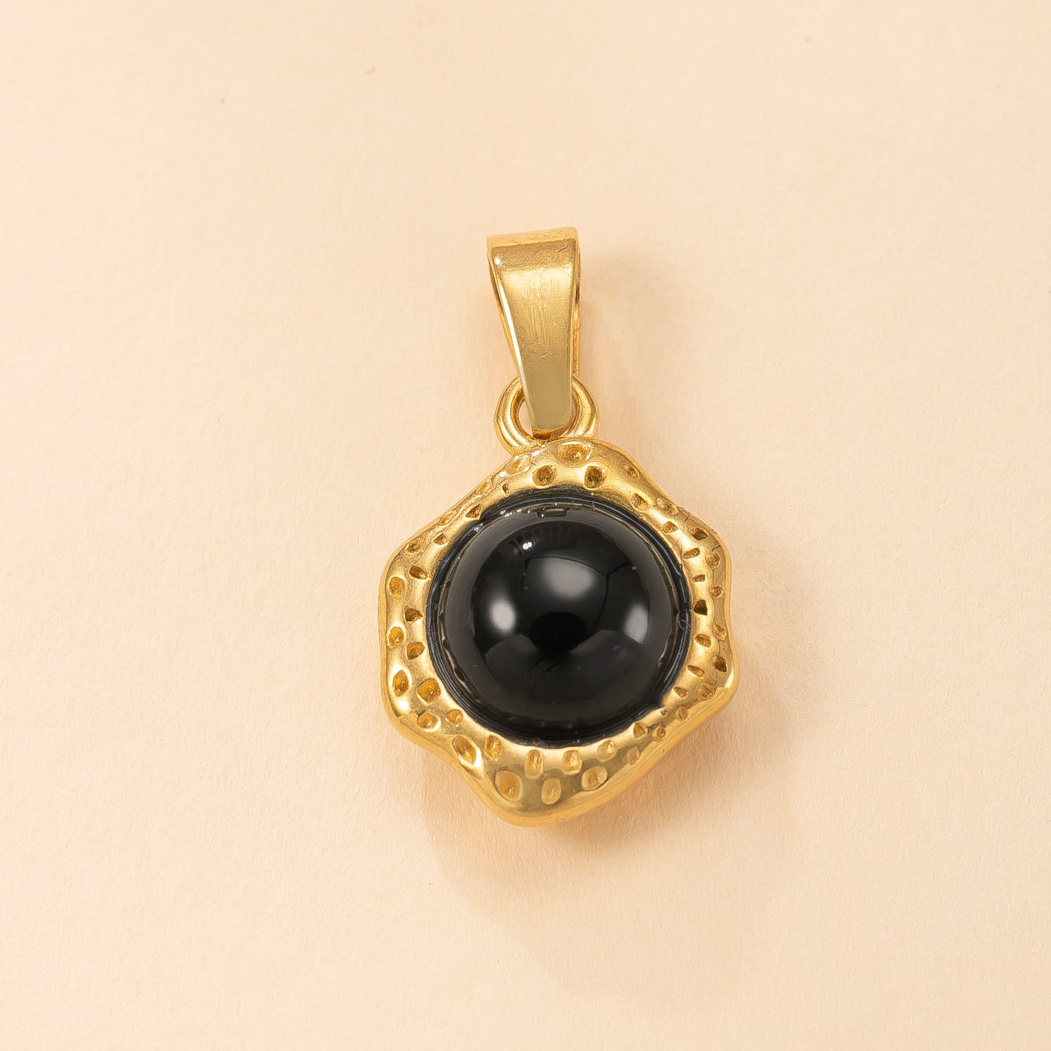Colgante único Joyas transfronterizas de acero inoxidable Collar de piedra natural con incrustaciones irregulares en relieve Accesorios de bricolaje chapados en oro de lujo ligero de 18k