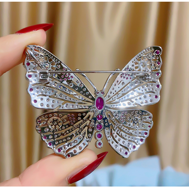 Shiny Butterfly Copper Plating Inlay Zircon Women's Brooches display picture 5