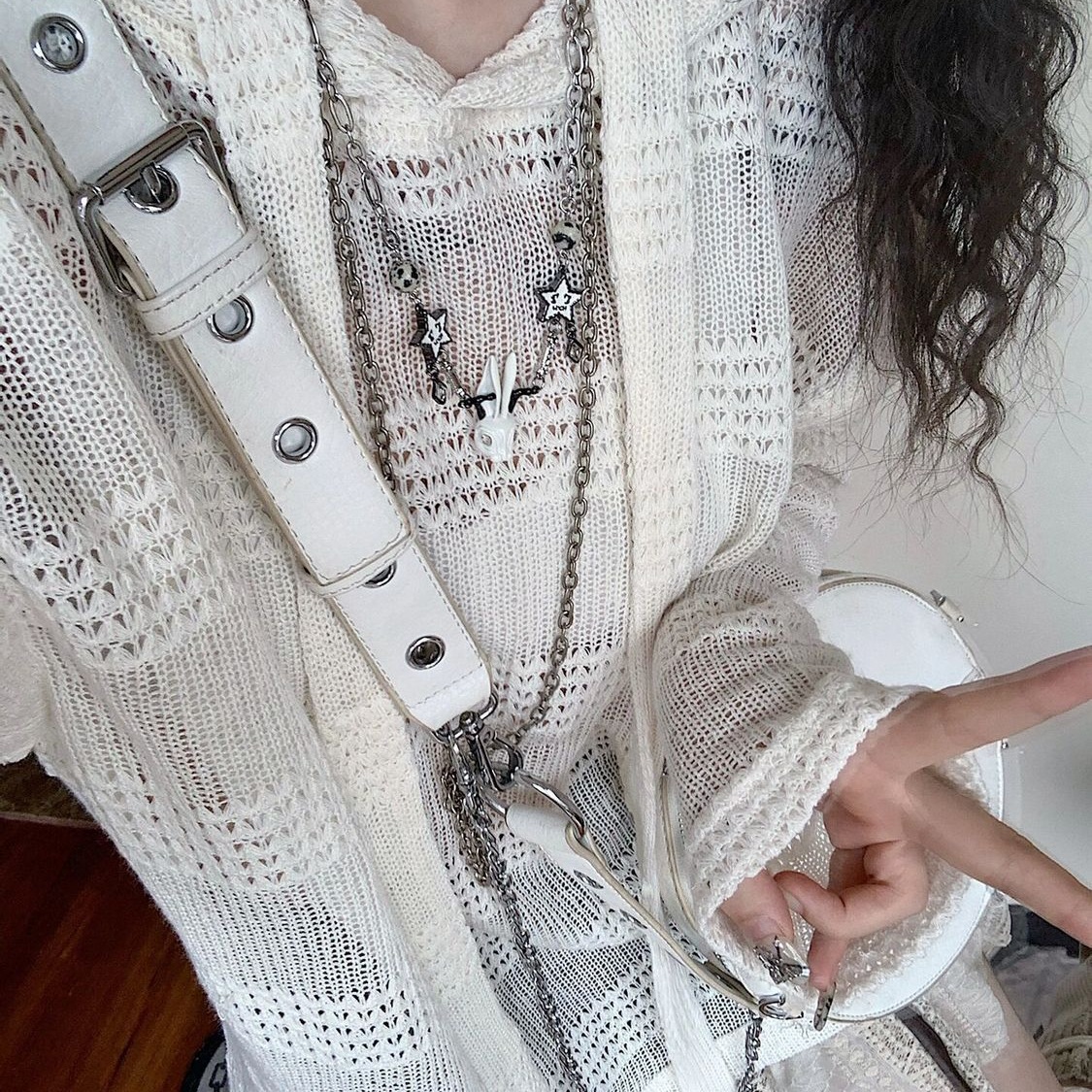 Removable knitted design vest, sun protection