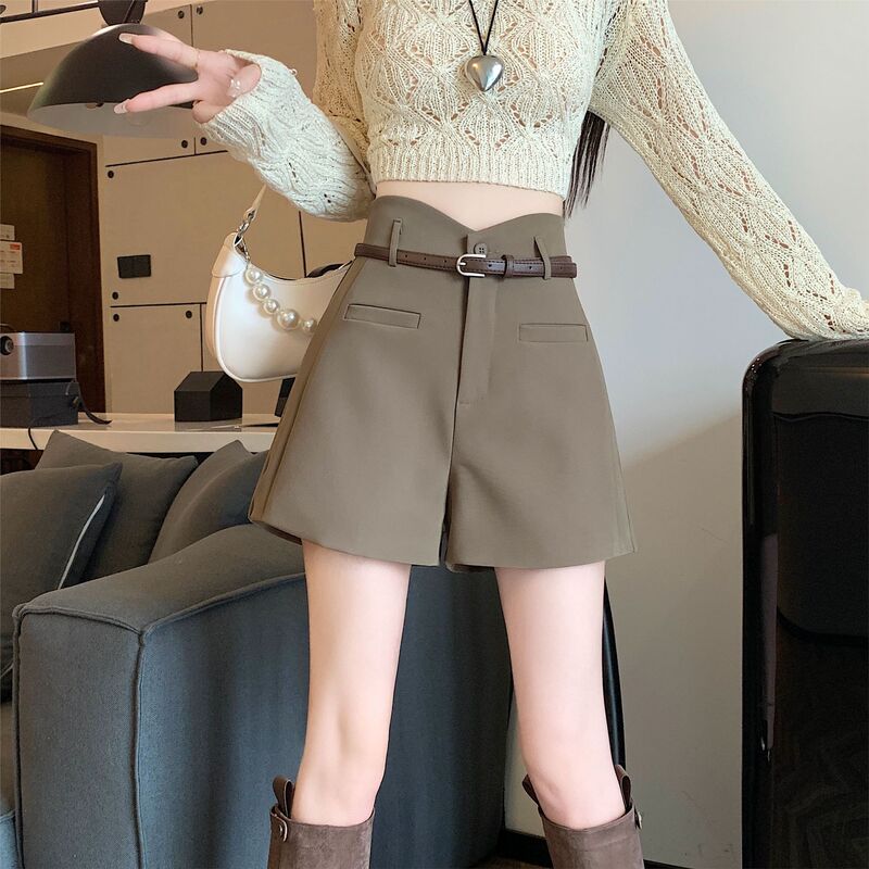 High-End Wide-Leg Pants for Women, Spring & Fall Design, Casual Slimming Look Suit Shorts, High-Waisted A-Line Pants for Small People to Wear Outside