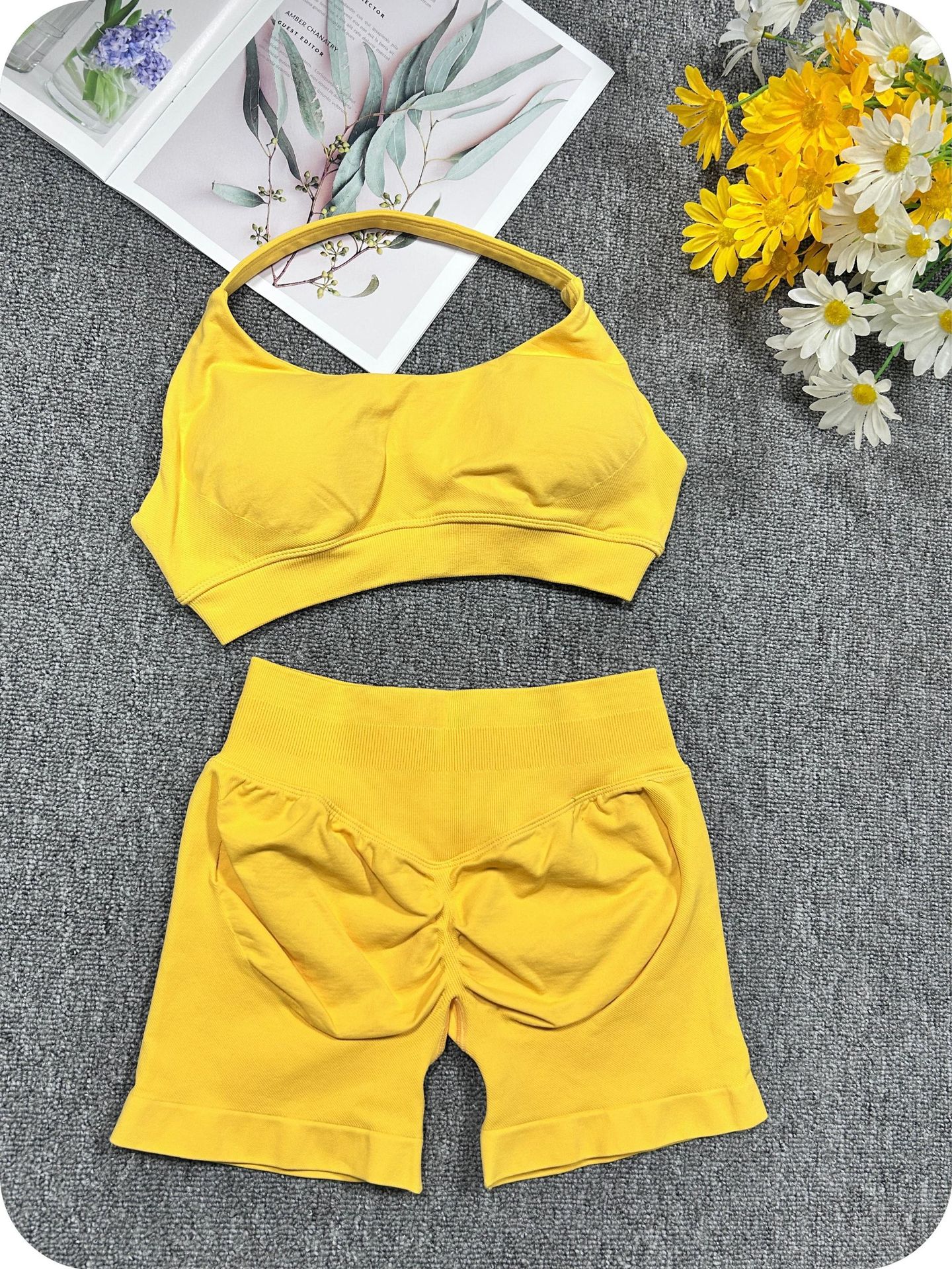 Women's Solid Color Sports Shorts Halter Neck Suspender New Yoga Fitness With Built-in Bra Pads_voghion.com