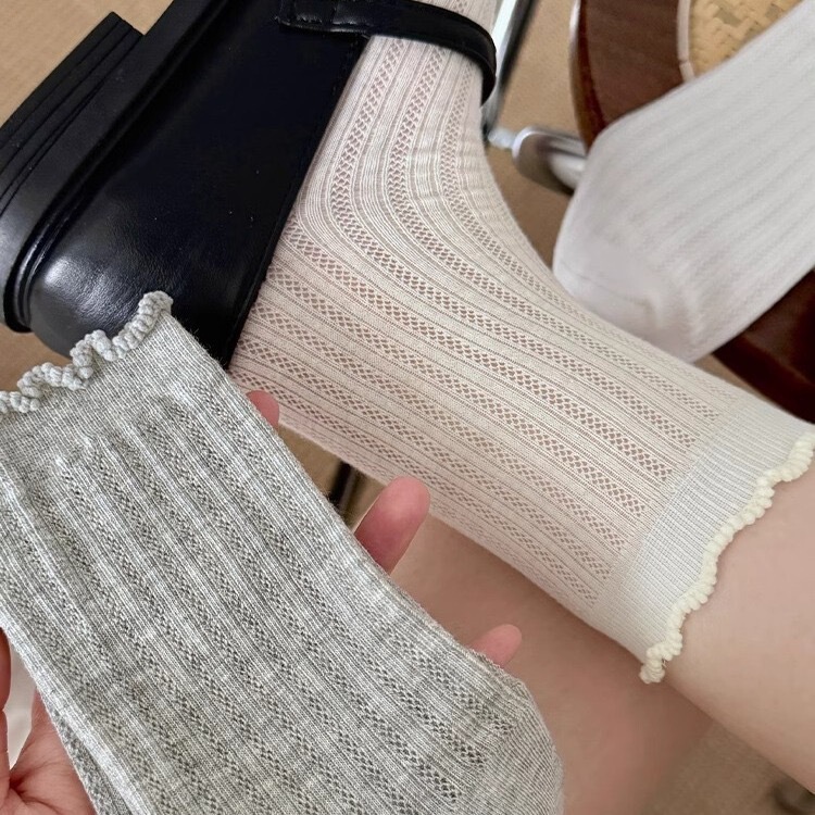 Lace Ruffle Stacked Socks with Hollow Mesh Design for Spring and Summer, Thin and Breathable, Skin-Friendly Mid-Calf Socks for Women and Girls