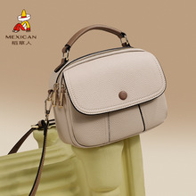 �����˰���Ů�������аٴ�ײɫ��Ƥб���Ůʿ�μ���r�����eŮ��