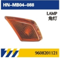 FOR Importar accesorios de reparación de carrocería de camiones Mercedes-Benz MP4 piezas de reparación de luz trasera / luz de esquina / pedal digital de visor solar