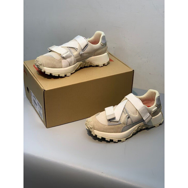 Spanish Niche Walking Couple's Sneakers for Summer Outdoor Travel, Velcro Flat Shoes, Retro Casual Shoes