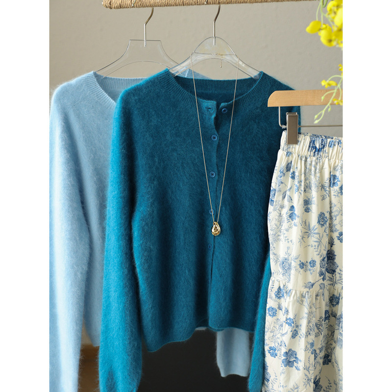 High Quality Goods! Off-Season Leaks! 230g Thickeneded Brushed Cashmere Woolen Sweater Seamless Round Neck Cardigan Sweater for Women Autumn and Winter