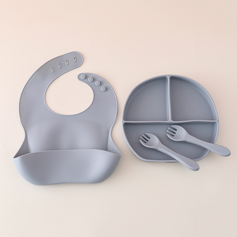 Juego de vajilla de silicona para bebés, vajilla de alimentación para bebés recién nacidos, plato de comedor de rejilla dividida de silicona, babero de tazón de alimentos al por mayor