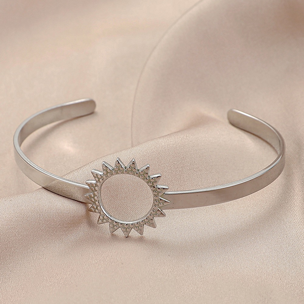 12g Weight Bangle Classification 1 Piece Quantity Daily Occasion Stainless Steel Material Geometric, Eye Pattern Unisex Gender Plating Design Simple Style Style Geometric Eye Stainless Steel Simple Style Bangle 92